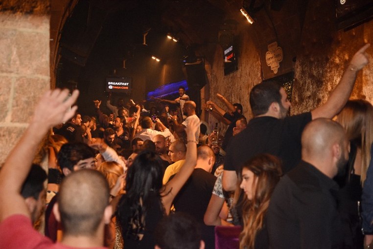 Taiga Batroun On Saturday Night