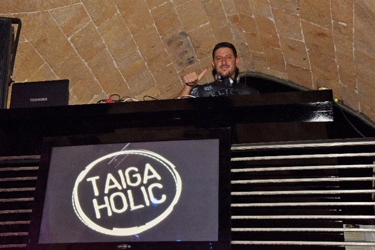 Taiga Batroun On Saturday Night