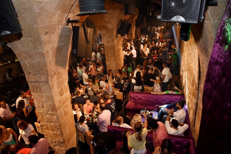 Taiga Batroun On Saturday Night