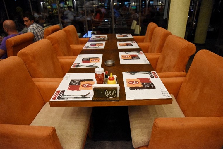 Taiga Cafe on Saturday Night