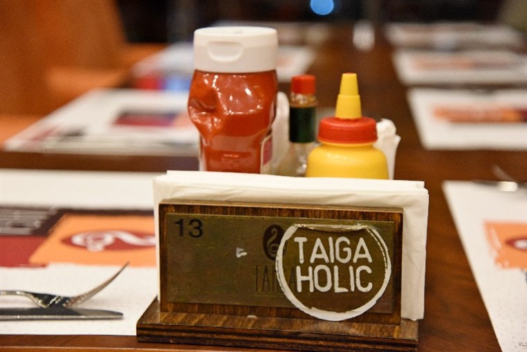 Taiga Cafe on Saturday Night