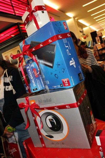 Tanguy in Virgin Megastore