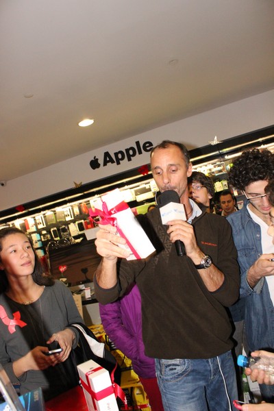Tanguy in Virgin Megastore