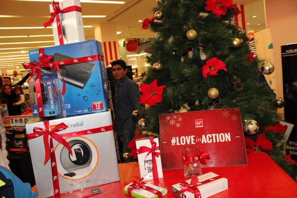Tanguy in Virgin Megastore