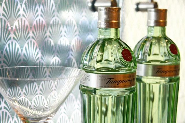 A Fine Drinking evening with Tanqueray No TEN