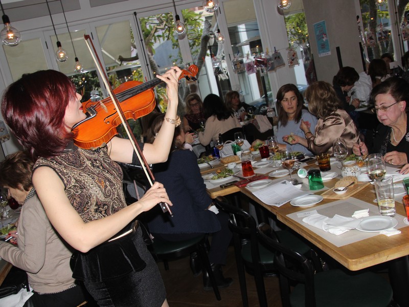 Ayadina Christmas Lunch
