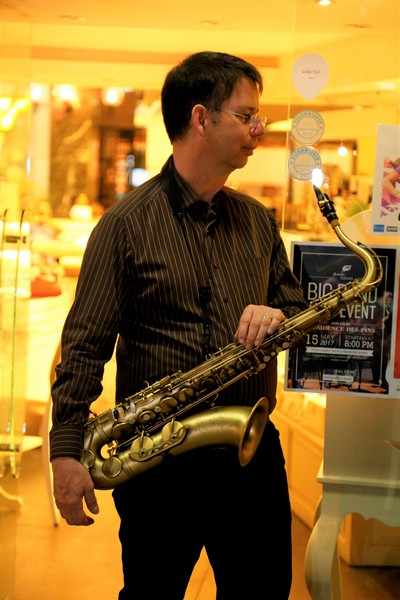 Jazz & BBQ Night at The BeazBee
