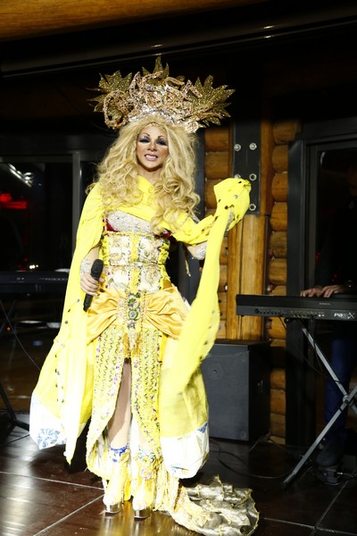 Golden Celebrities at The Notch