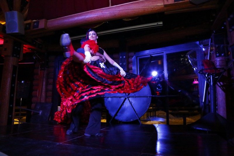 La Folie Rouge at The Notch