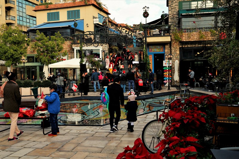 Santa’s Corner at The Village Dbayeh