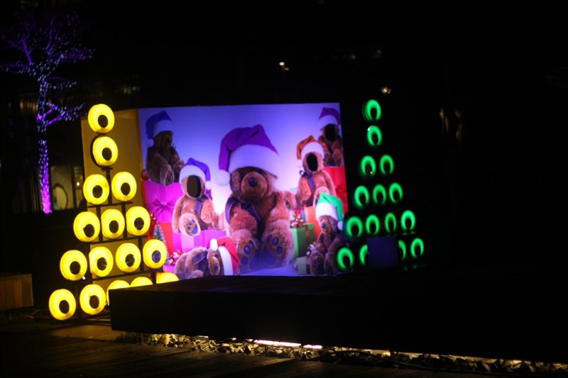 Christmas decoration by Classy Solutions at Zaitunay Bay