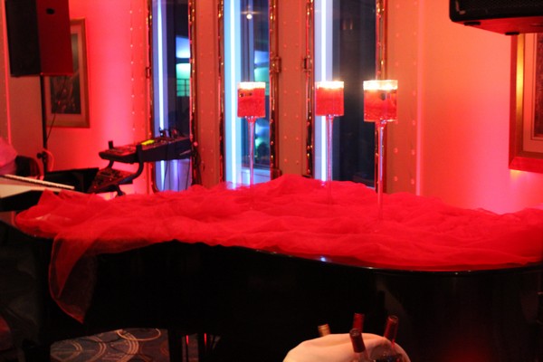 Valentine at Titanic Piano Bar