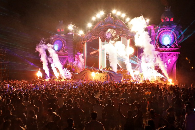 Unite With Tomorrowland