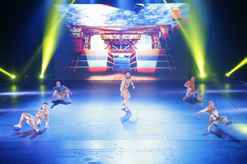 TODES au Casino Du Liban