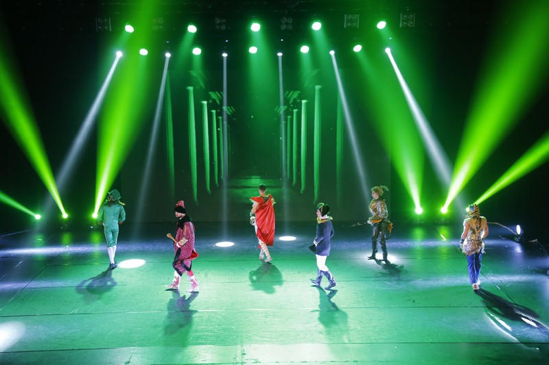 TODES au Casino Du Liban