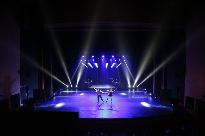 TODES au Casino Du Liban