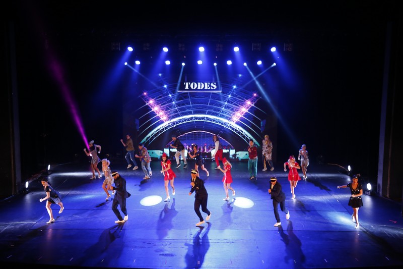 TODES au Casino Du Liban