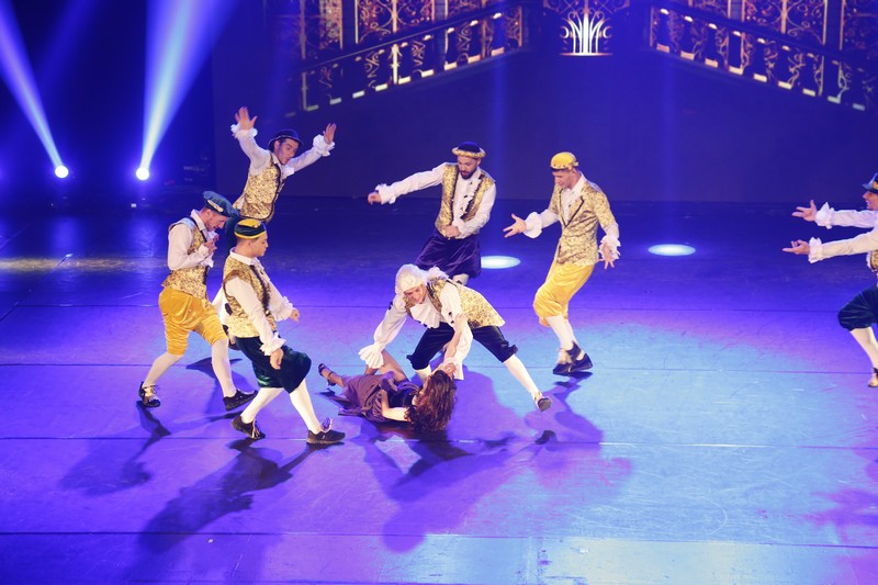 TODES au Casino Du Liban