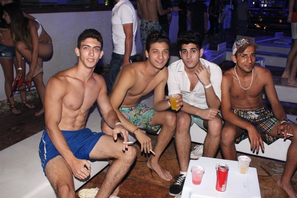Vamos A La Praia