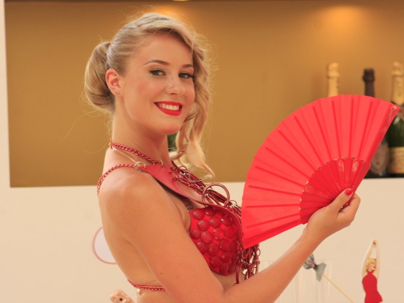 Marilyn Monroe Meets Veer