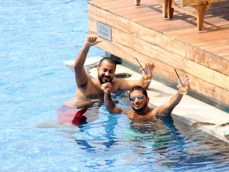 The AB Brothers at Veer