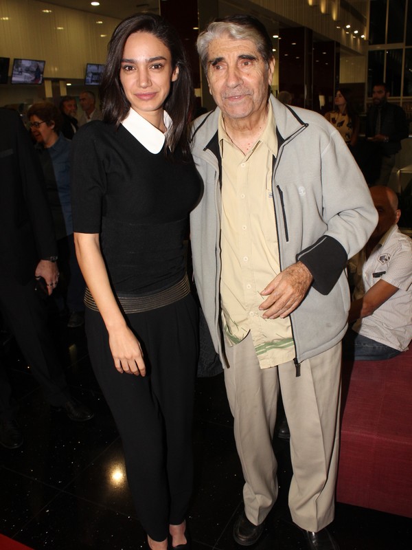Avant Premiere of Waynon