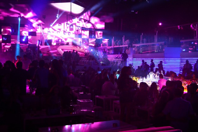 Hollaphonic at White Beirut