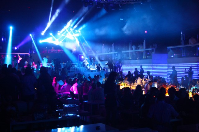 Hollaphonic at White Beirut