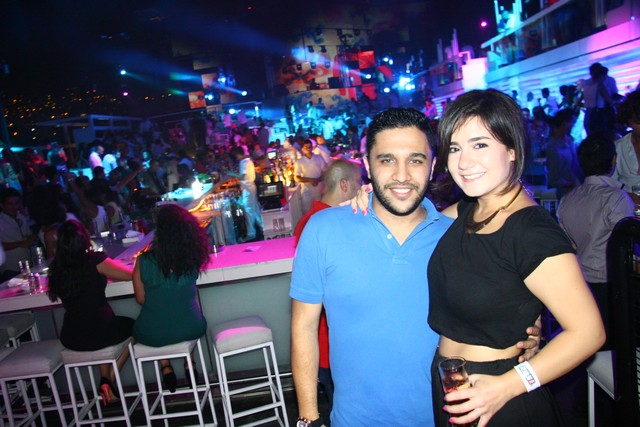 Hollaphonic at White Beirut