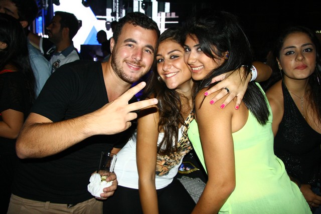 Hollaphonic at White Beirut