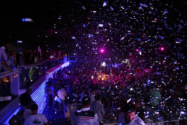 Hollaphonic at White Beirut