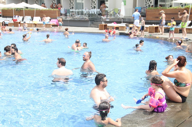 Sunday at Whitelace