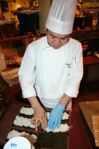 Sushi Night at Wok Wok 