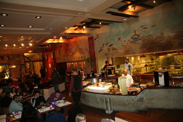 Sushi Night at Wok Wok 
