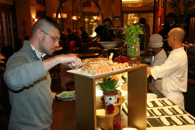 Sushi Night at Wok Wok 