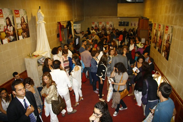 Znoud El Sitt at Theatre Monot