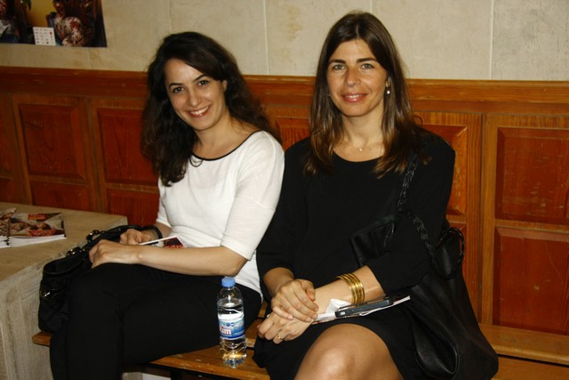 Znoud El Sitt at Theatre Monot