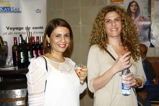 Znoud El Sitt at Theatre Monot