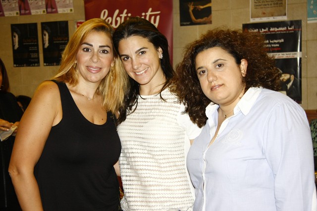 Znoud El Sitt at Theatre Monot