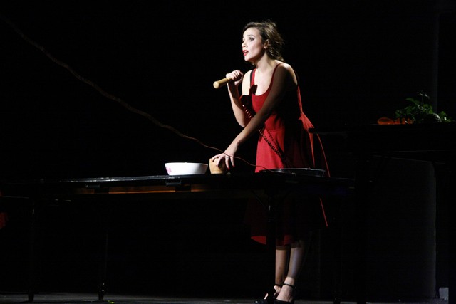 Znoud El Sitt at Theatre Monot