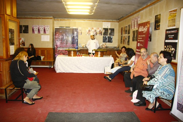 Znoud El Sitt at Theatre Monot