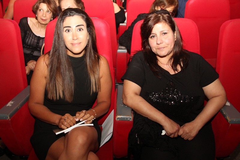 Malak Al Intizar a poetry night by Desiree Saccal