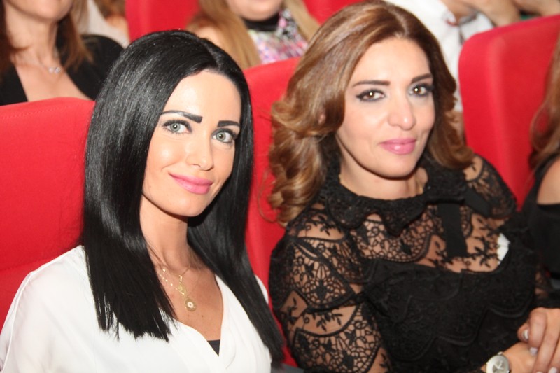 Malak Al Intizar a poetry night by Desiree Saccal