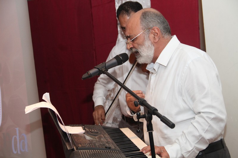 Malak Al Intizar a poetry night by Desiree Saccal
