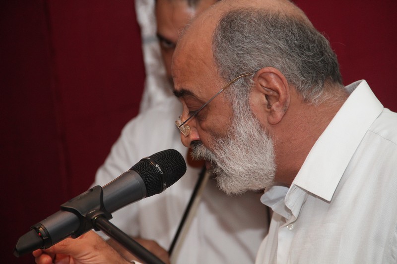 Malak Al Intizar a poetry night by Desiree Saccal