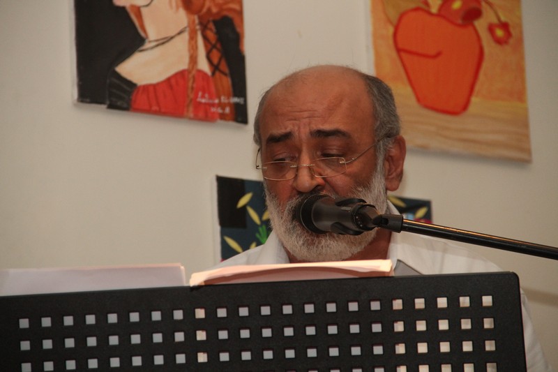 Malak Al Intizar a poetry night by Desiree Saccal