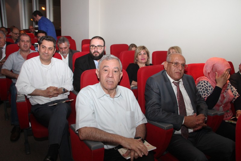 Malak Al Intizar a poetry night by Desiree Saccal