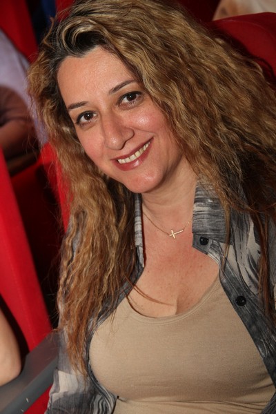 Malak Al Intizar a poetry night by Desiree Saccal