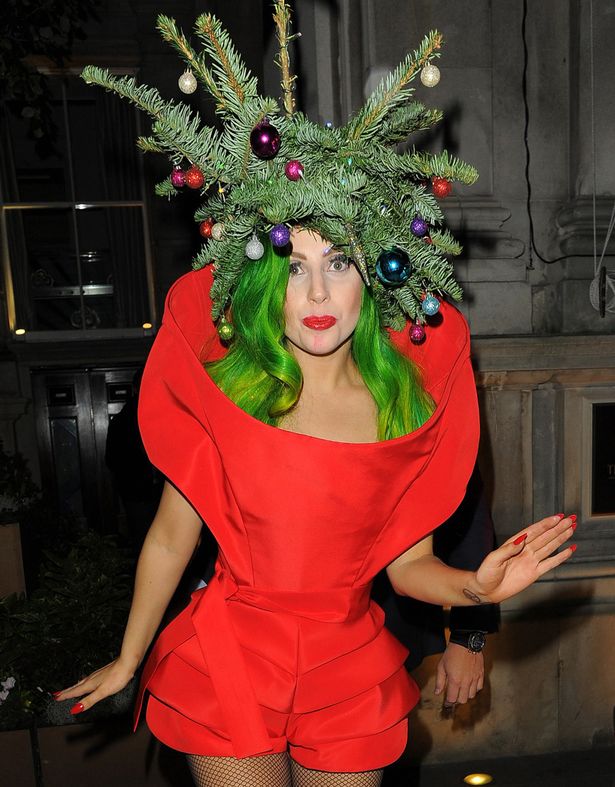 Lady Gaga wears a Christmas tree  