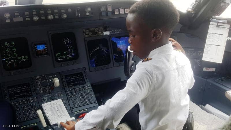 In Video: 7 years old captin Child flies aircraft
